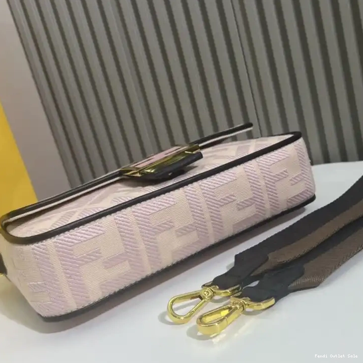 Affordable In Medium FF Bag Canvas Baguette Motif Fendi Cherry 0620